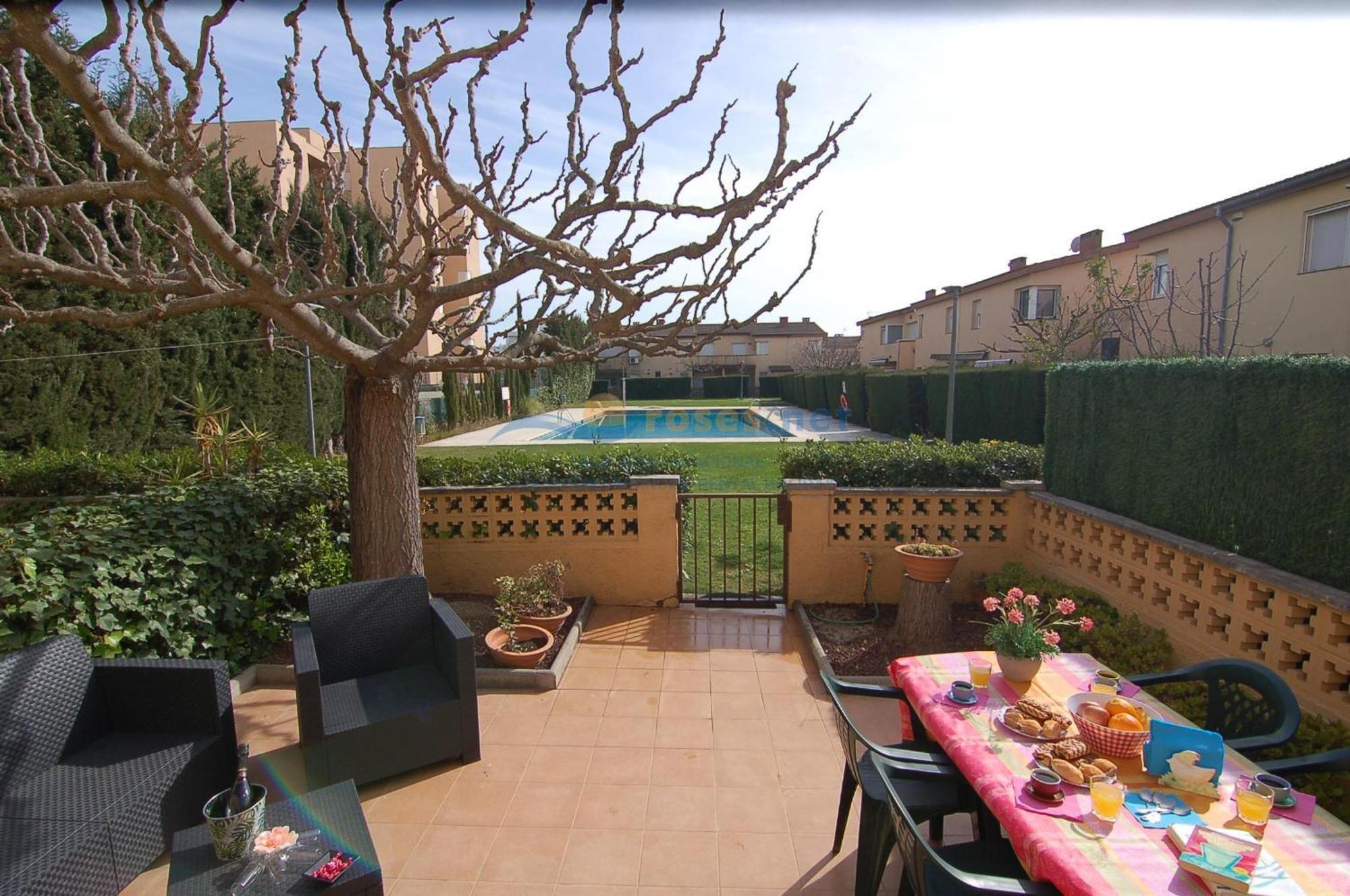 Rnet - Port Estrella 8 Villa Roses Buitenkant foto